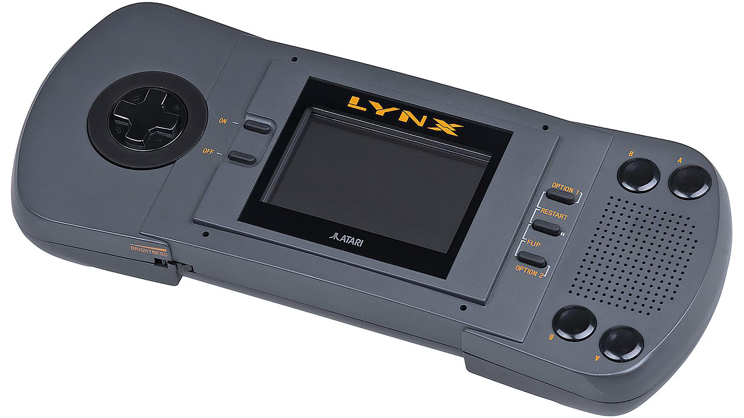 Technisch war der Game Boy dem Atari Lynx (s. Bild) und Sega Game Gear unterlegen – dafür war er günstig und seine Batterien hielten 15 Stunden lang.