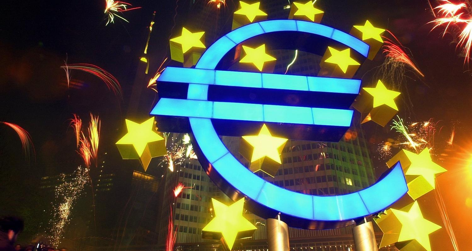 euro startet mit feuerwerk