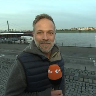ZDF-Reporter Lothar Becker in Düsseldorf
