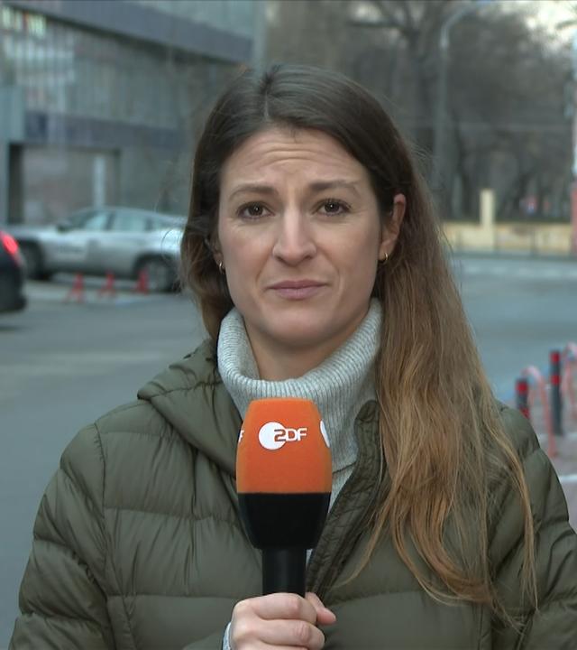 ZDF-Reporterin Alica Jung in Dnipro/Ukraine