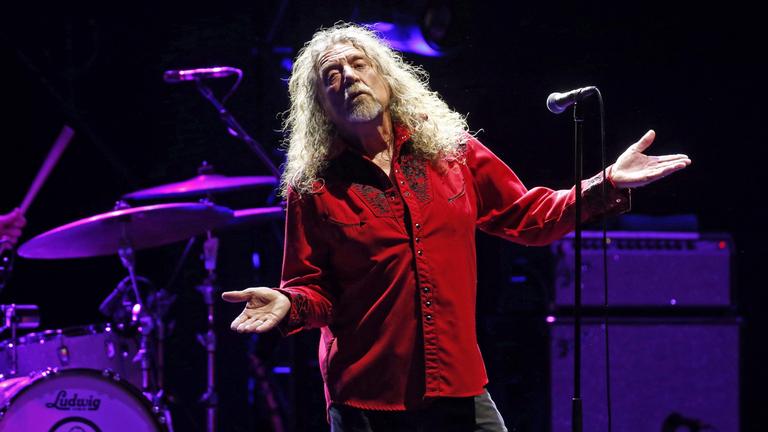 robert plant wird 70