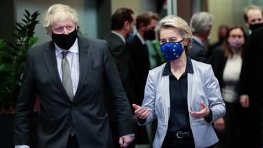 Boris Johnson und Ursula von der Leyen in Brüssel, 09.12.20