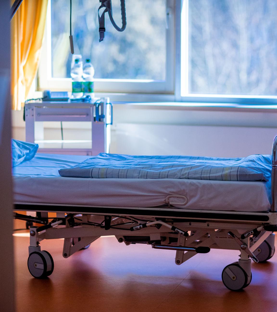 Krankenhausbett