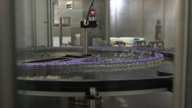Impfstoff für Covid-19 in der Produktion