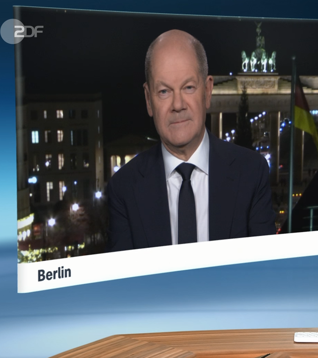 Schaltgespräch zwischen Slomka und Scholz