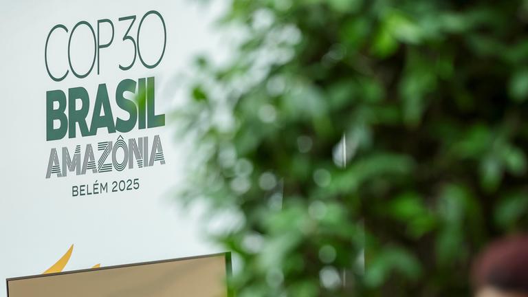 "UN-Klimakonferenz COP30": Abfotografiertes COP30-Logo.