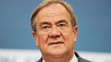 CDU-Bundesvoritzender Armin Laschet nach CDU-Sondierungsgesprächen im Konrad-Adenauer-Haus, Berlin, 07.10.2021