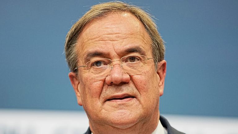 CDU-Bundesvoritzender Armin Laschet nach CDU-Sondierungsgesprächen im Konrad-Adenauer-Haus, Berlin, 07.10.2021