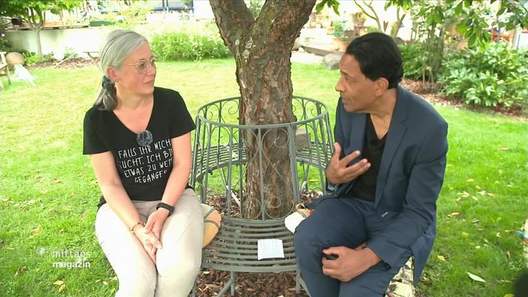 Mima-Heldin Anne Bach