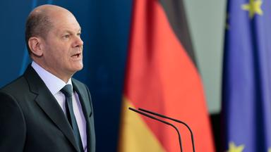 Pressestatement von Olaf Scholz zu Gräultaten russischer Streitkräfte am 03.04.2022 in Berlin, Deutschland