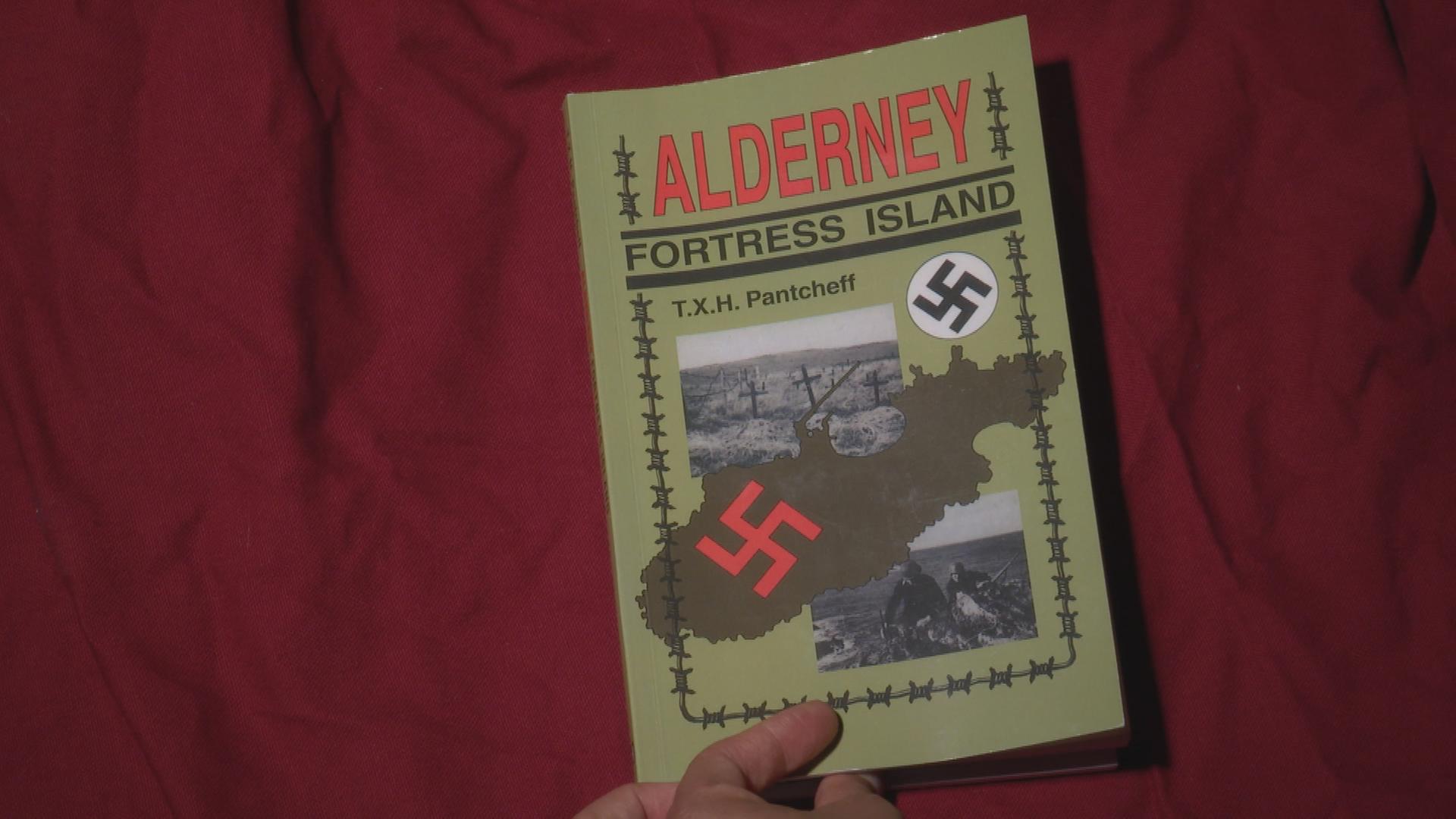 Plakat von den Nazi-Verbrechen