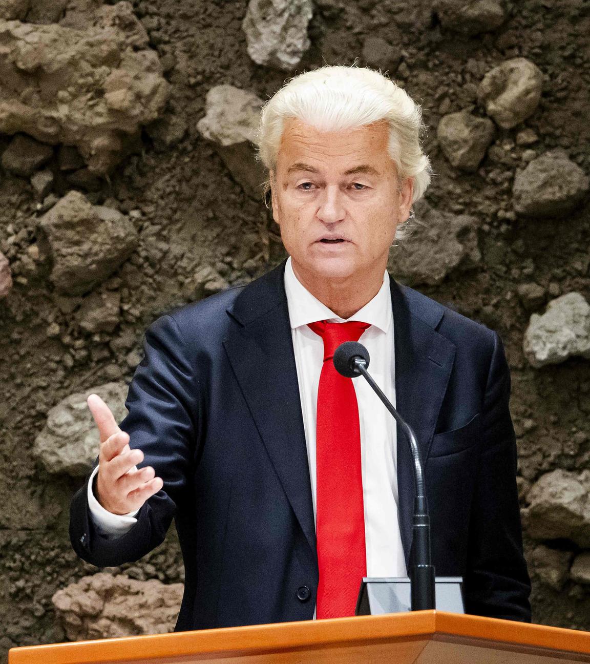 NETHERLANDS-POLITICS-GOVERNMENT