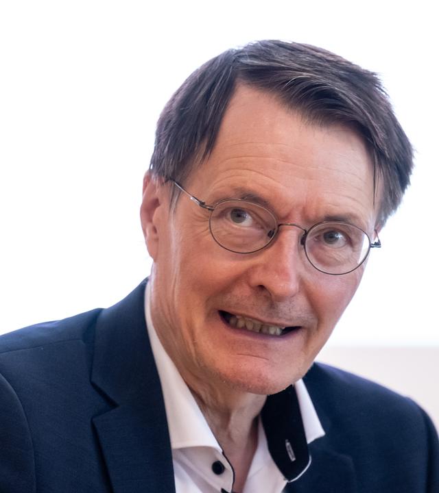Gesundheitsminister Lauterbach in Sachsen/Chemnitz