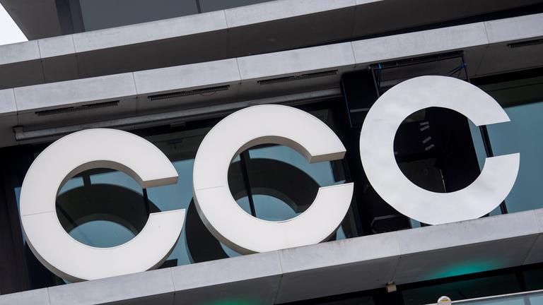 «CCC» steht am Eingang zum Kongress des Chaos Computer Clubs (CCC) in Hamburg am 27.12.2024