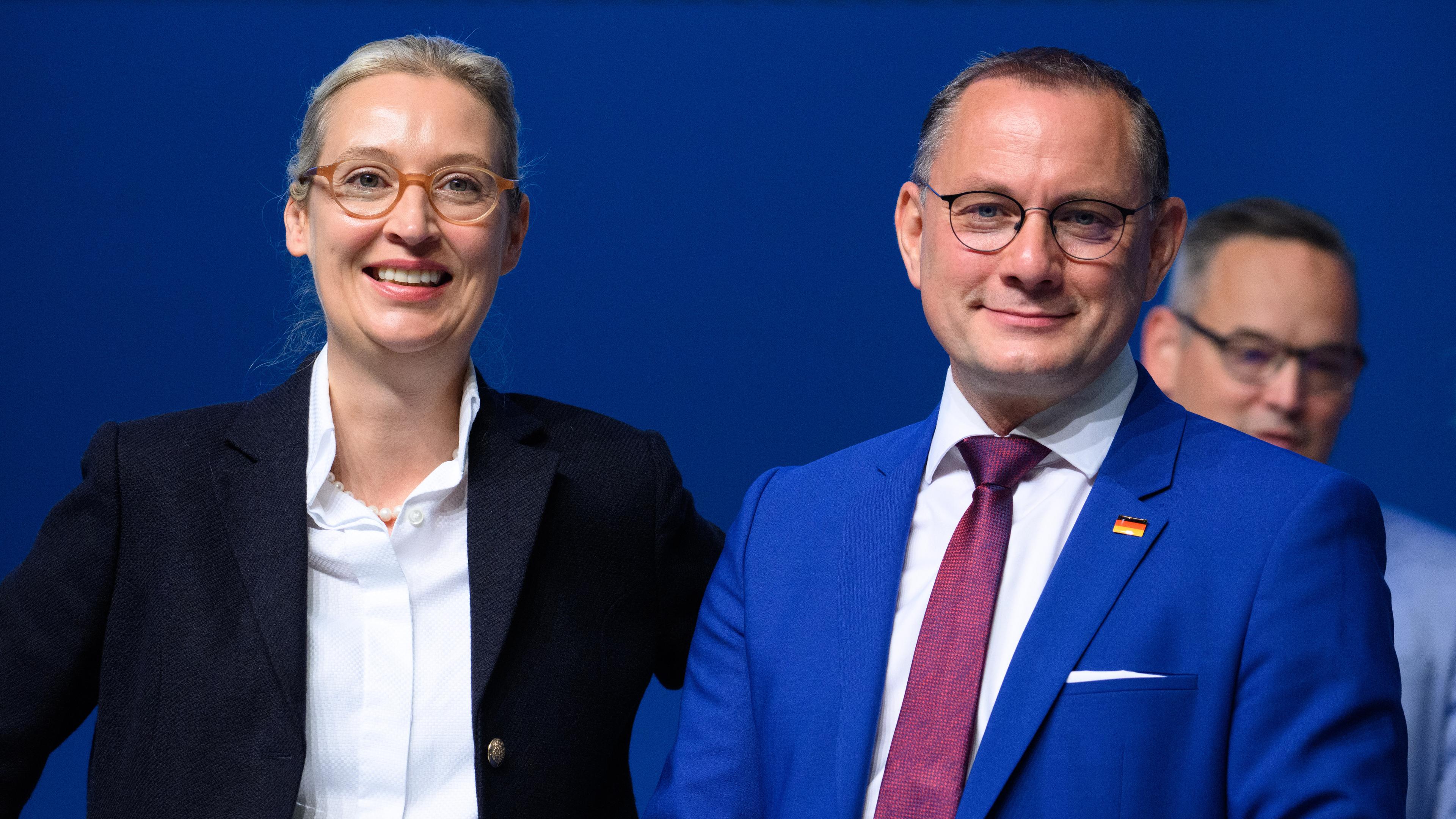 Massive Proteste zu AfD-Parteitag 
