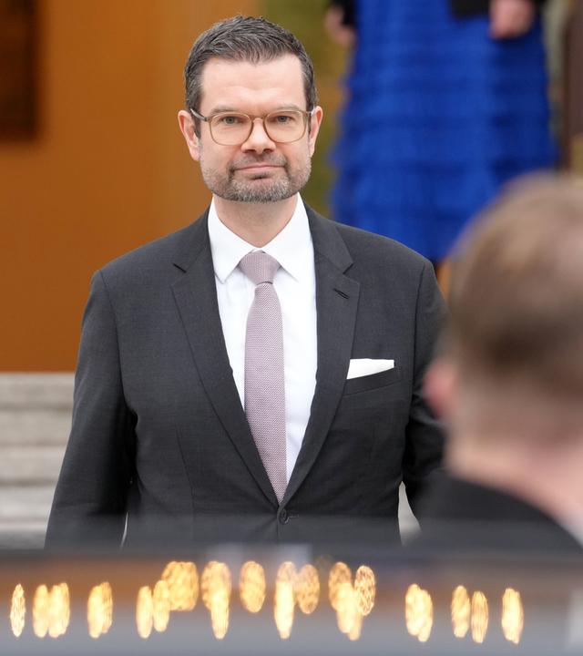 Marco Buschmann (FDP), ehemaliger Bundesminister der Justiz, verlässt das Schloss Bellevue.