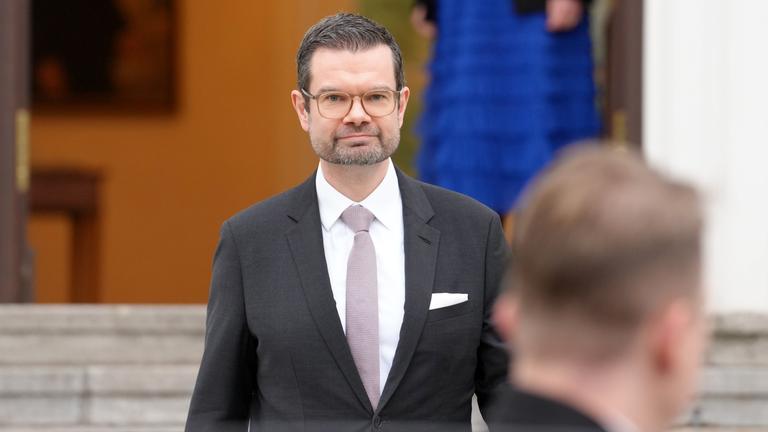 Marco Buschmann (FDP), ehemaliger Bundesminister der Justiz, verlässt das Schloss Bellevue.