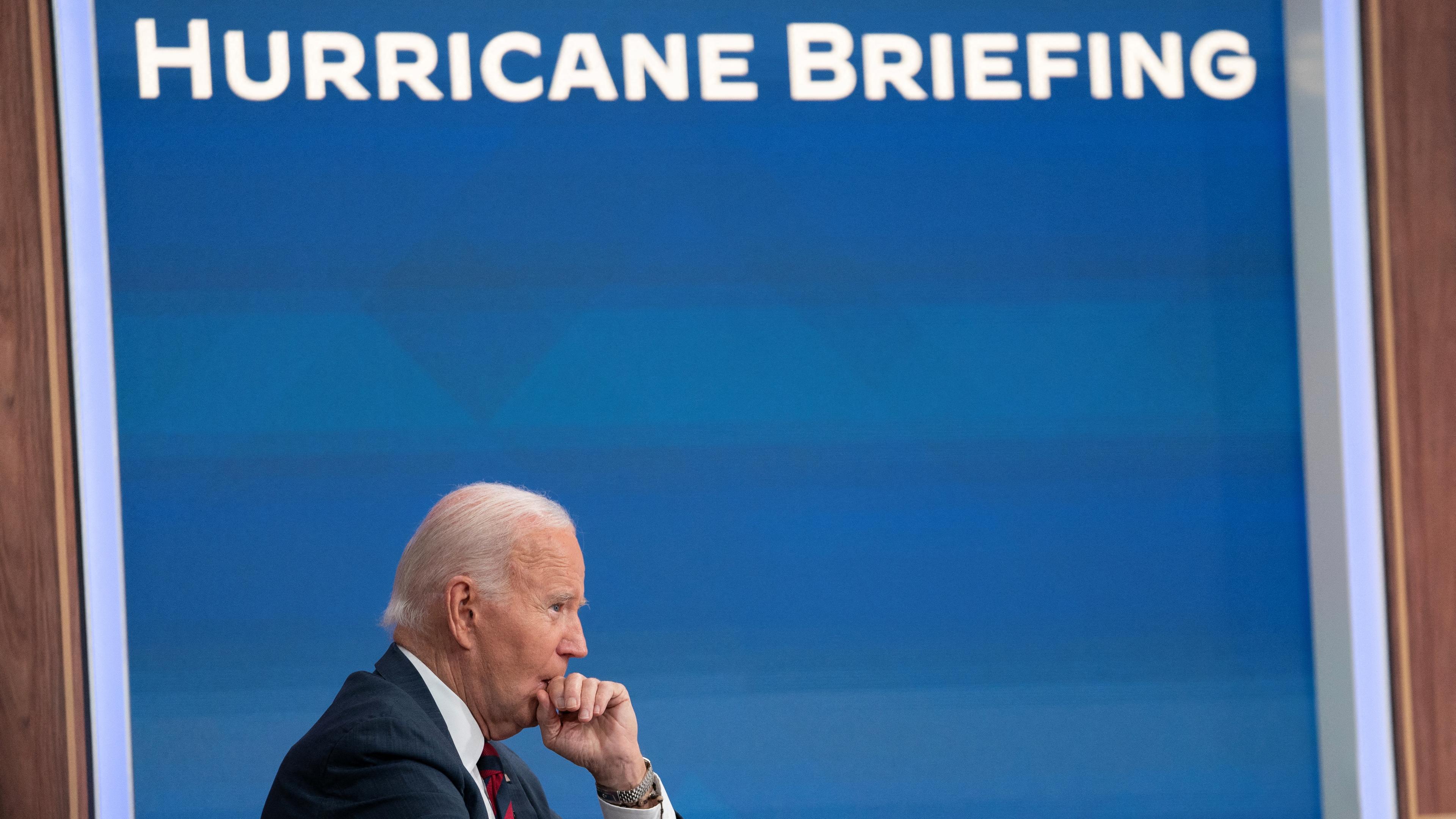 US-Präsident Joe Biden erhält ein virtuelles Briefing zu den Vorbereitungen auf den Hurrikan Milton im Weißen Haus in Washington, USA, 9. Oktober 2024.