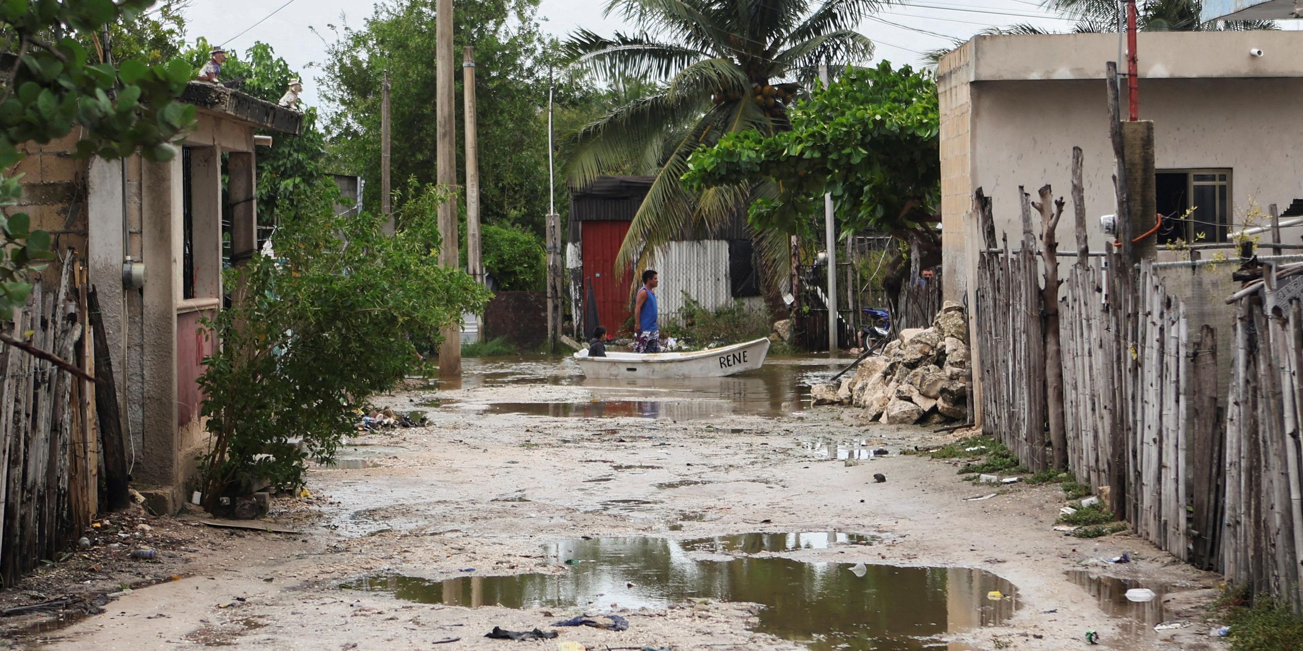 Hurricane Milton advances past Mexico's Yucatan Peninsula on its way to Florida