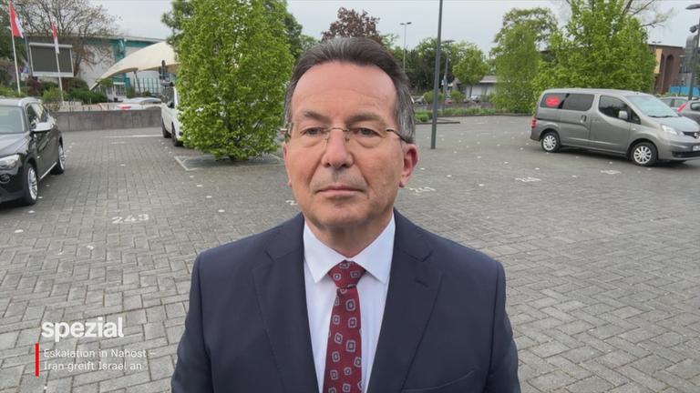 Ralph Thiele, Militärexperte im Gespräch mit Antje Pieper