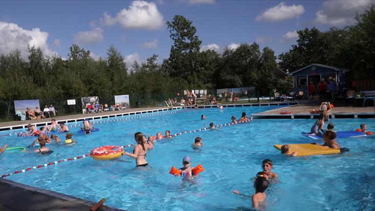 Kommunale Schwimmbäder in Not