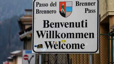 Willkommensschild am Brennerpass