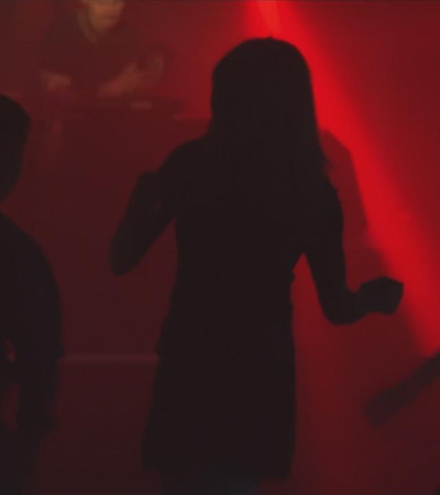 Menschen in London tanzen zu Northern Soul