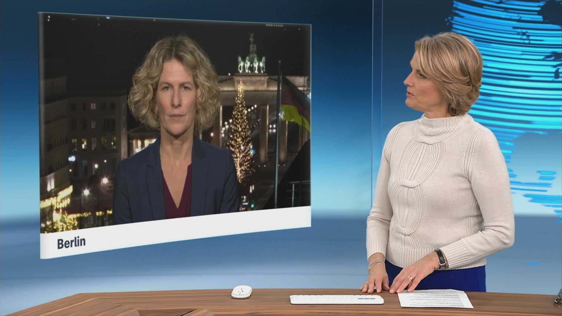 Schaltgespräch zwischen Solmaka und Fischer.