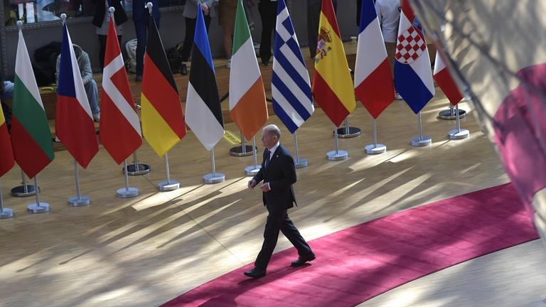 EU-Staats- und Regierungschefs diskutieren auf dem Brüsseler Gipfel über Ukraine, Verteidigung und Wirtschaftsstrategie