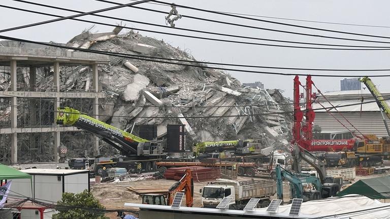 Nach dem Erdbeben: Die Rettungsarbeiten in Bangkok dauern an