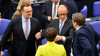 Friedrich Merz wird im zweiten Wahlgang zum Bundeskanzler gewählt