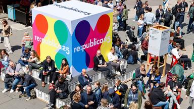 Bärbel Bas, Bundesministerium für Arbeit und Soziales, bei der Medienkonferenz Re:publica 25 in The Station am 26.05.25 in Berlin.
