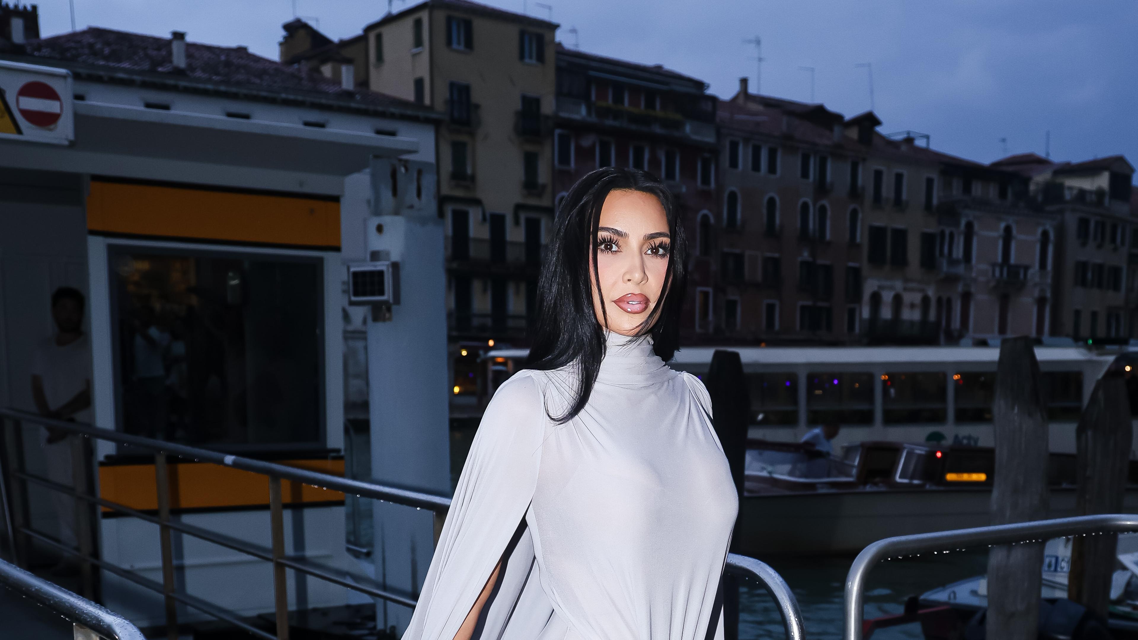 Kim Karadashina bei Ankunft in Venedig