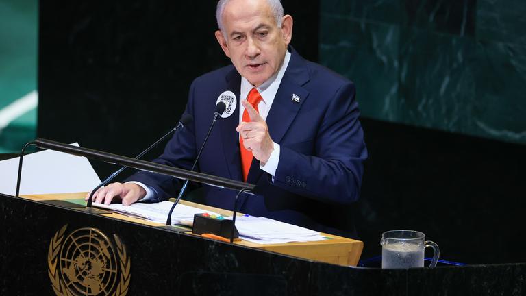 USA, NEW YORK CITY – 26. SEPTEMBER 2025: Der israelische Ministerpräsident Benjamin Netanjahu hält eine Rede vor der 80. Sitzung der UN-Generalversammlung.