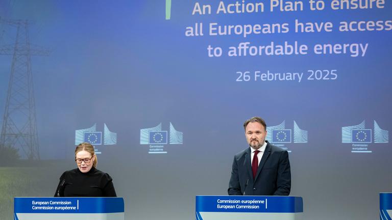 PK bei der Europäischen Kommission in Brüssel zum Aktionsplan für erschwingliche EnergiePC