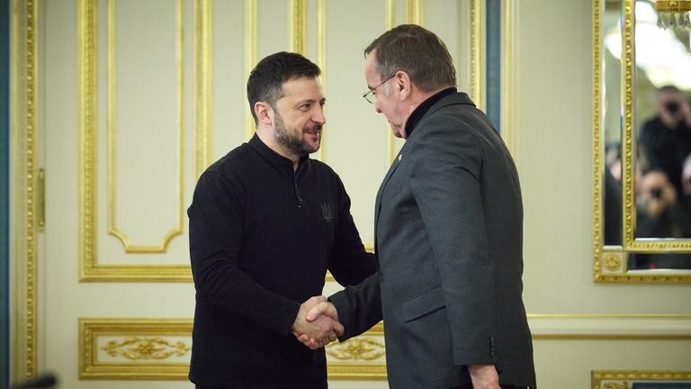 UKRAINE-GERMANY-DIPLOMACY-RUSSIA-CONFLICT-WAR