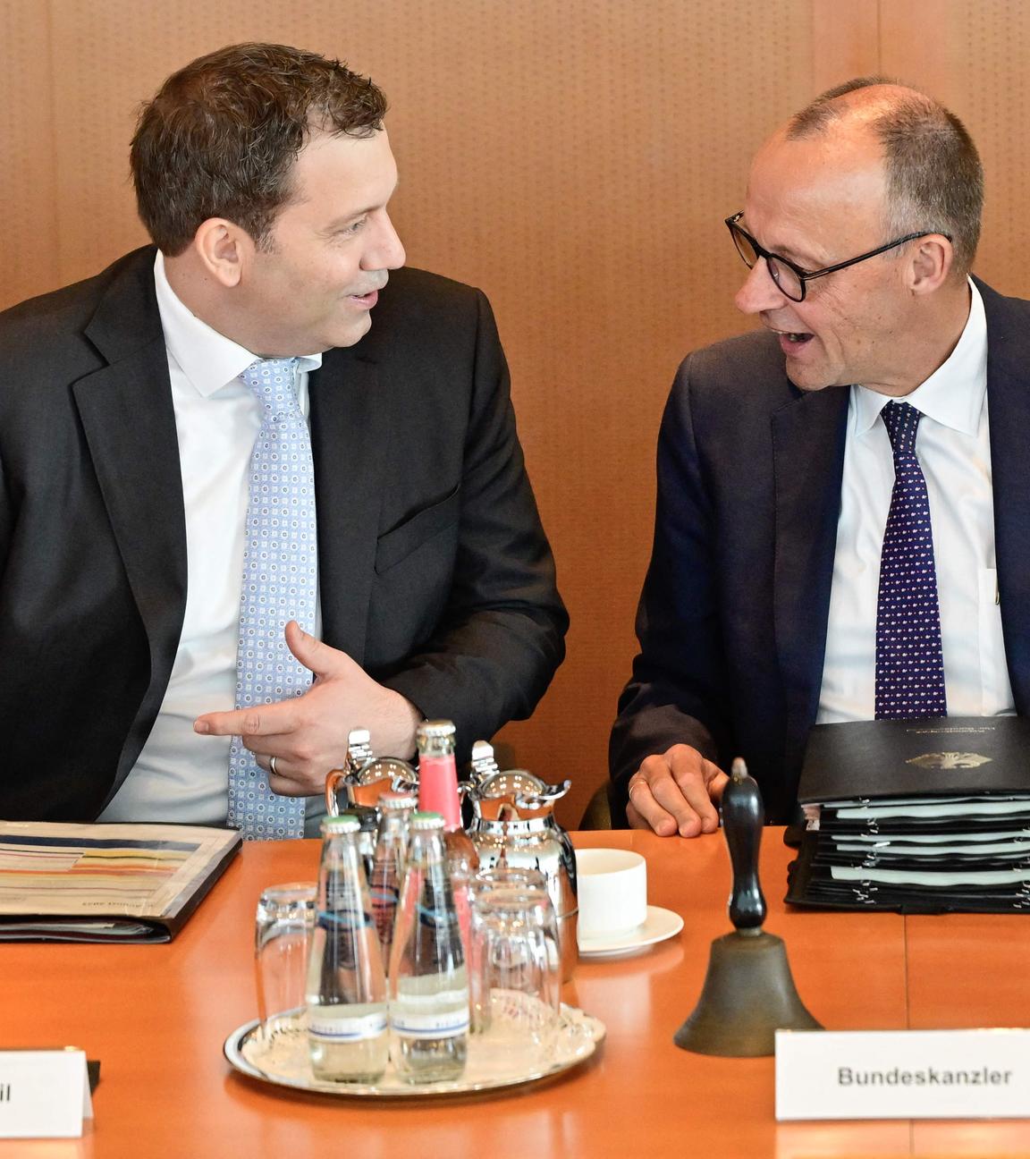 Deutesche Politik - Regierung - Kabinett 
