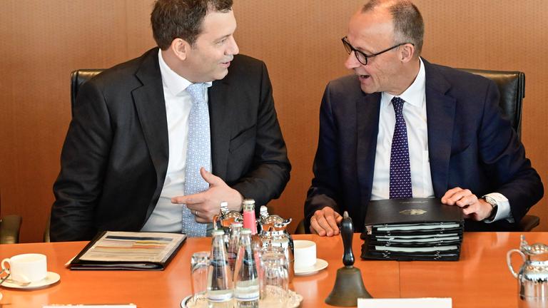 Deutesche Politik - Regierung - Kabinett 