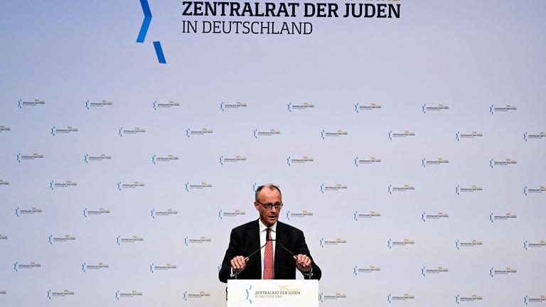 Der deutsche Bundeskanzler Friedrich Merz spricht am 17. September 2025 im Jüdischen Museum in Berlin vor den Gästen des Neujahrsempfangs des Zentralrats der Juden in Deutschland (Zentralrat der Juden in Deutschland) anlässlich dessen 75-jährigen Bestehens.