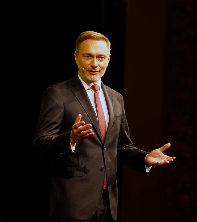 Christian Lindner beim FDP Dreikoenigstreffen 2025 im Stuttgarter Opernhaus.