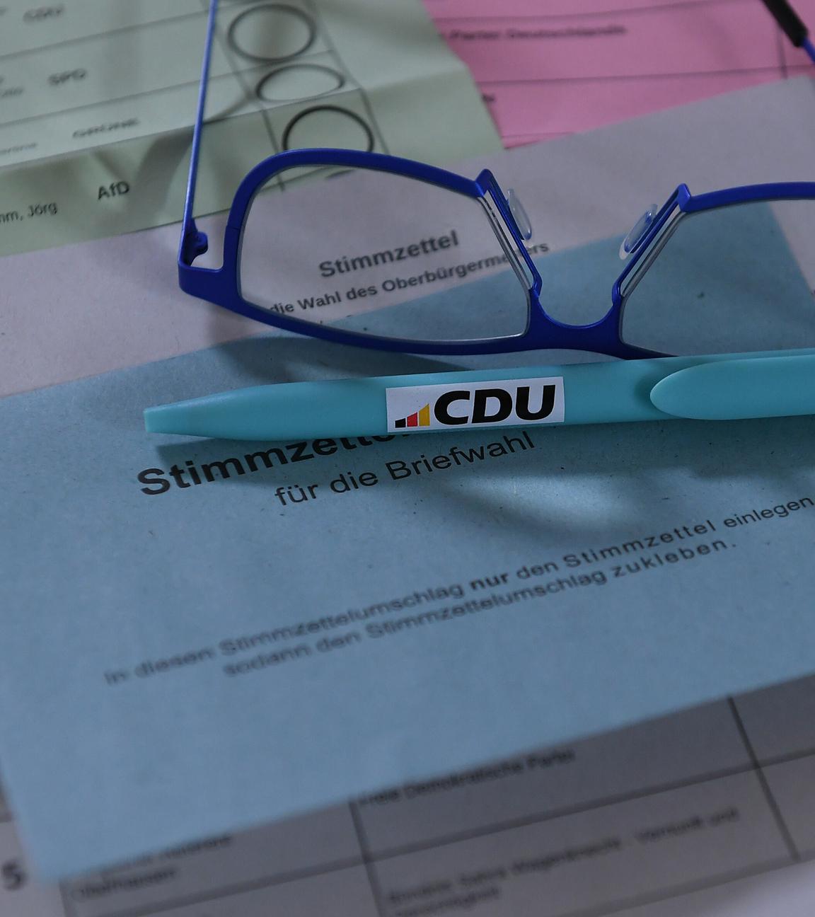 Bei den Kommunalwahlen in Nordrhein-Westfalen 2025 werden die Volksvertretungen auf Ebene der Gemeinden, Staedte und Kreise im Land Nordrhein-Westfalen neu gewaehlt.