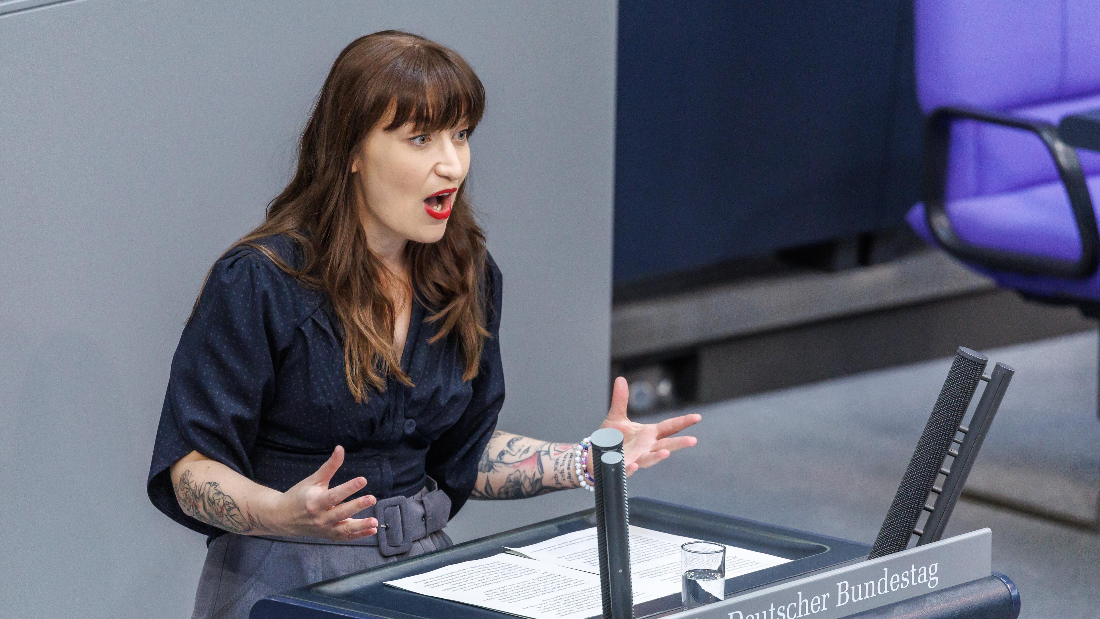 Heidi Reichinnek (Die Linke) bei der 24. Plenarsitzung im Deutschen Bundestag am 17.09.25 in Berlin.
