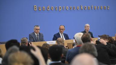 Bundeskanzler Merz zog in seiner Sommer-Pressekonferenz Bilanz