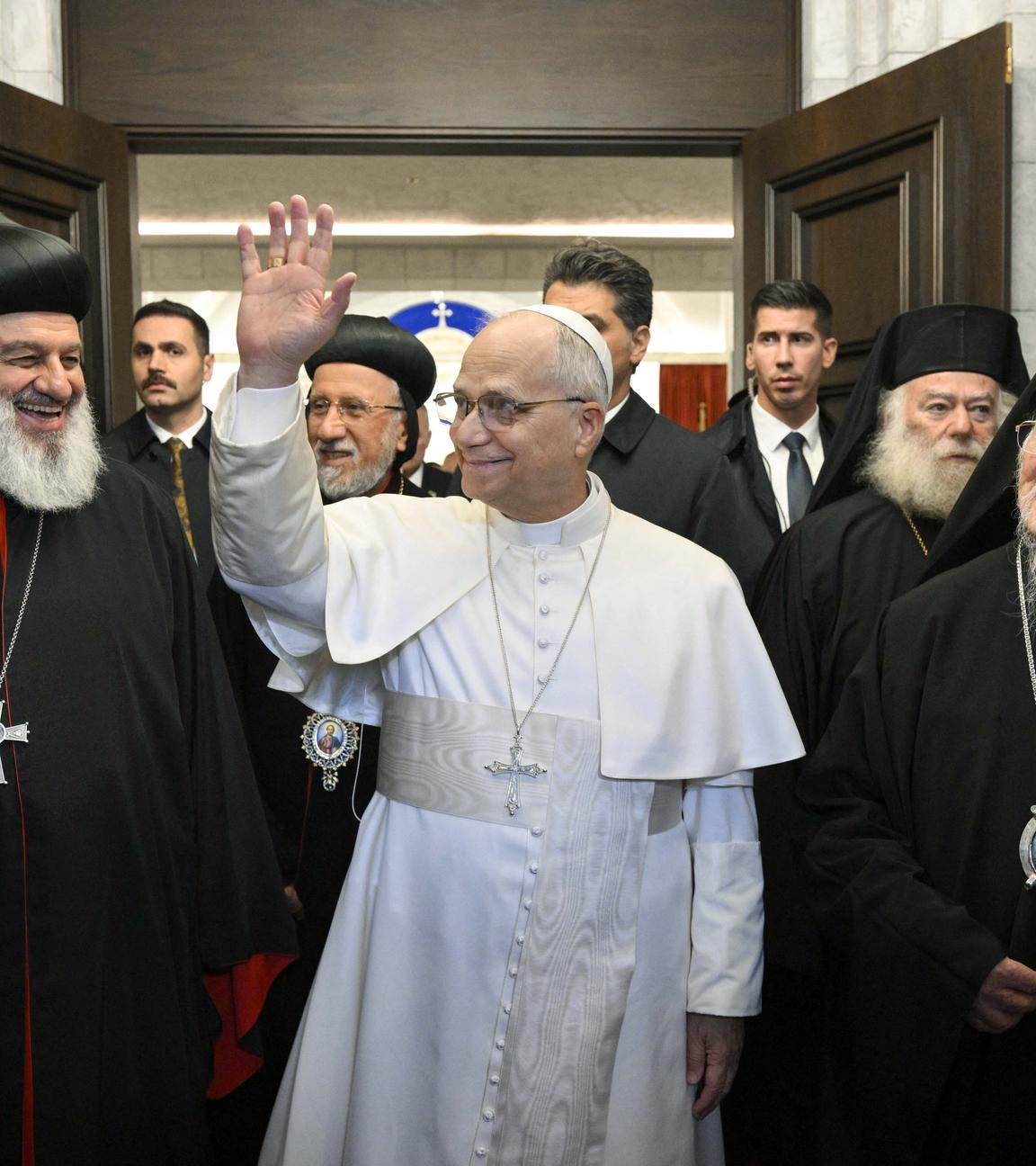 Papst Leo XIV besucht die syrisch-orthodoxe Mor Ephrem Kirche in Istanbul