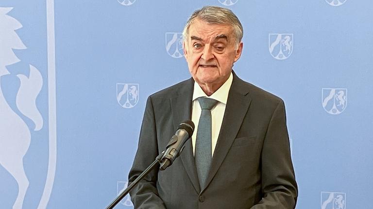 Herbert Reul zur Festnahme von mutmaßlichen Russland-Agenten