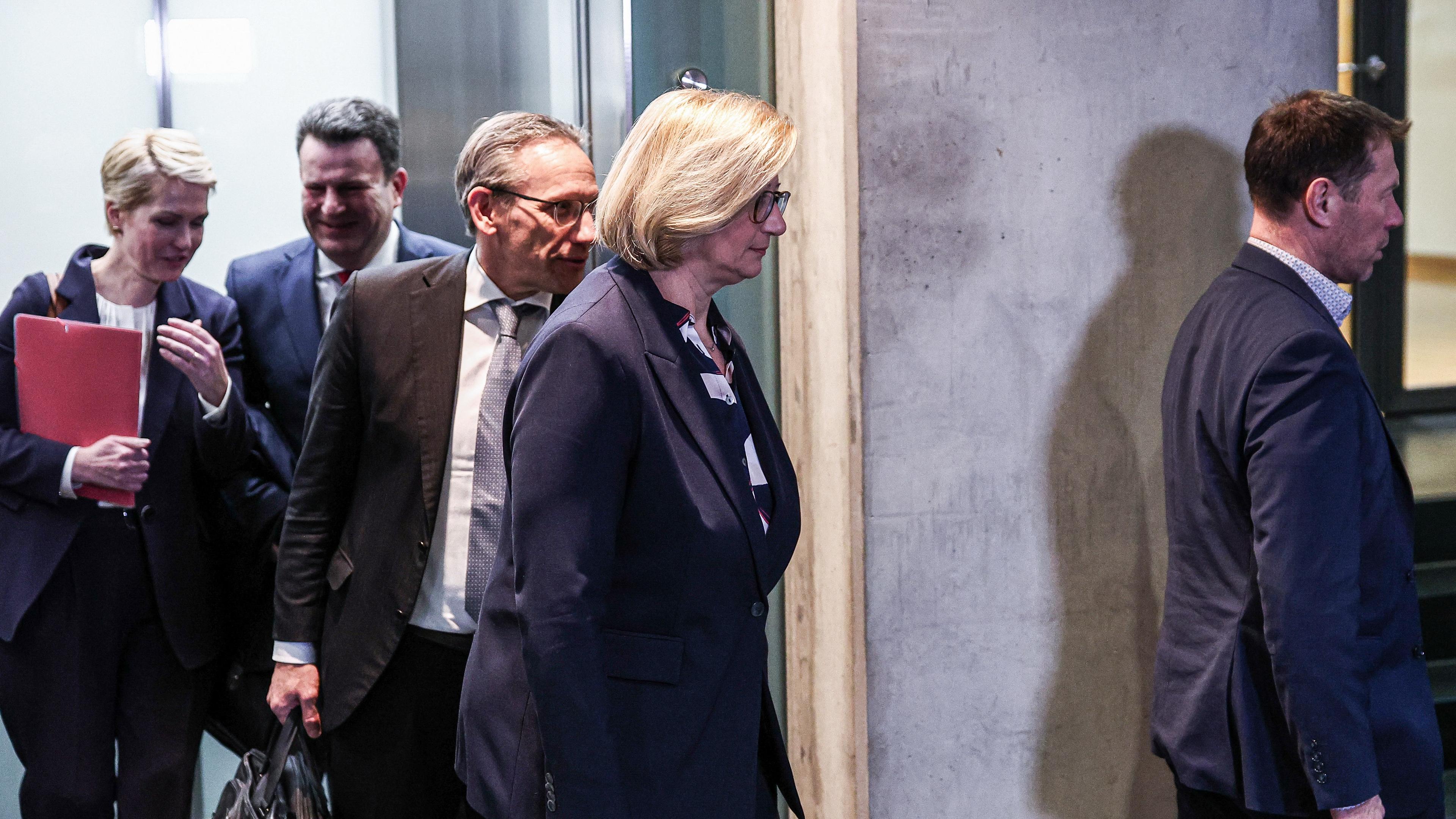 Sondierungsgespräche zwischen Union und SPD