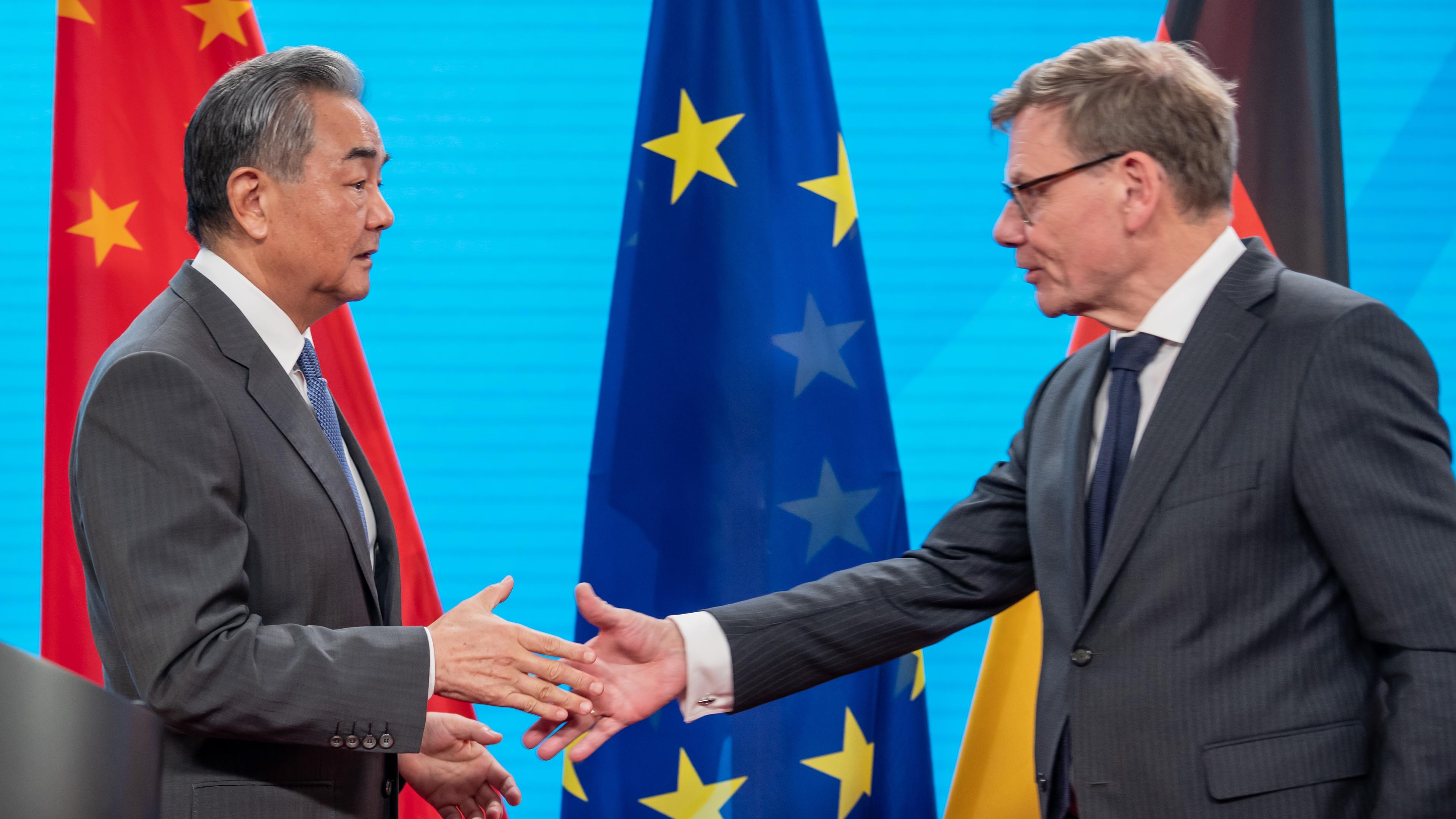 Außenminister Wadephul trifft chinesischen Amtskollegen