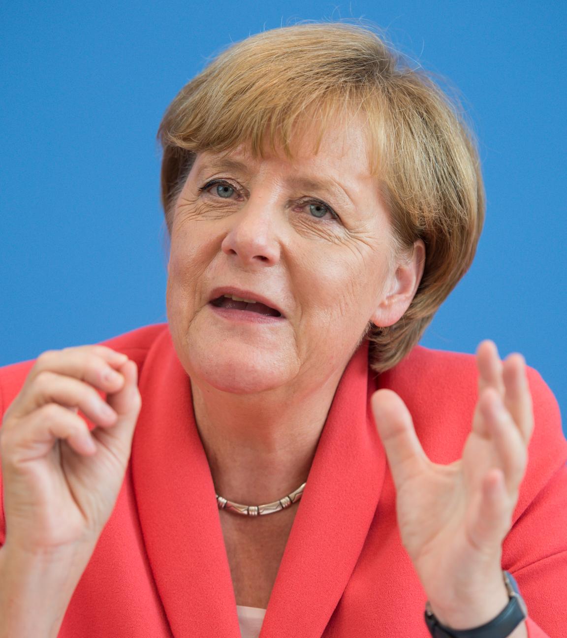 ARCHIV - 31.08.2015, Berlin: Bundeskanzlerin Angela Merkel (CDU) äußert sich am 31. August in der traditionellen Sommer-Pressekonferenz in Berlin. Bei dieser Gelegenheit sagt sie ihr berühmtes «Wir schaffen das».