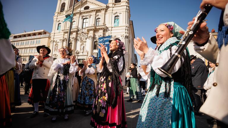 Nova Gorica und Gorizia feiern Start ins Kulturhauptstadt-Jahr