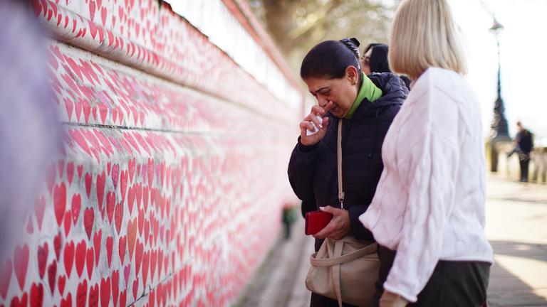 Gedenkfeier zum fünften Jahrestag des Covid-19 Ausbruchs